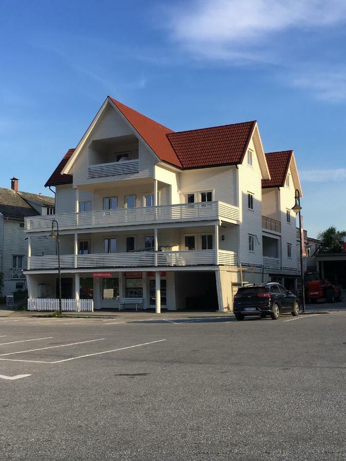 Balestrand Fjordapartments المظهر الخارجي الصورة