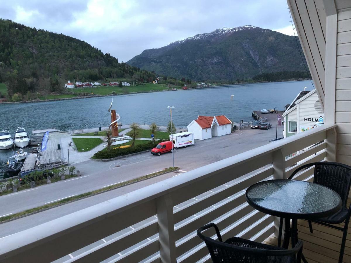 Balestrand Fjordapartments المظهر الخارجي الصورة